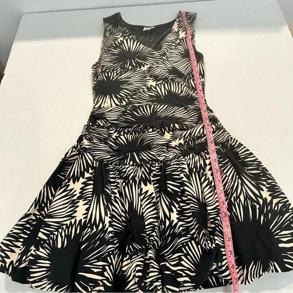 Anthropologie Drop-Waist Bubble Hem Dress Sz S - Picture 7 of 13